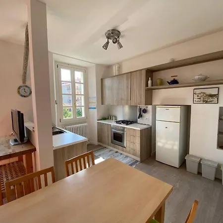 Firefly Bay Flat - Cozy A Few Steps From Maggiore * Arona