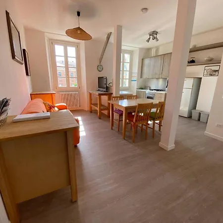Firefly Bay Flat - Cozy A Few Steps From Maggiore Apartment Arona
