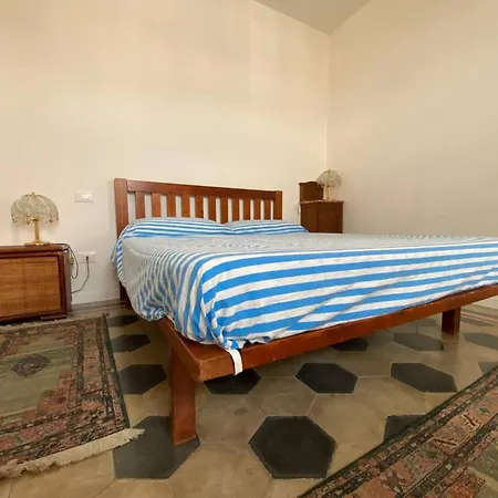 Firefly Bay Flat - Cozy A Few Steps From Maggiore Apartment *