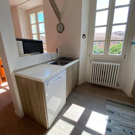Apartment Firefly Bay Flat - Cozy A Few Steps From Maggiore
