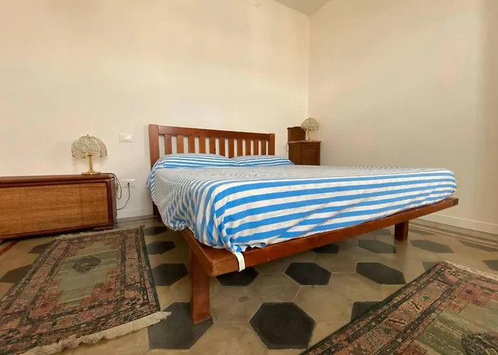 Firefly Bay Flat - Cozy A Few Steps From Maggiore Apartamento *