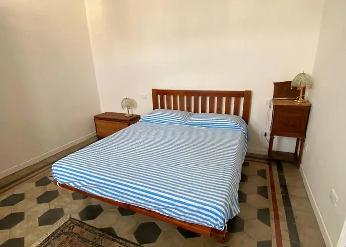 Firefly Bay Flat - Cozy A Few Steps From Maggiore Apartment *