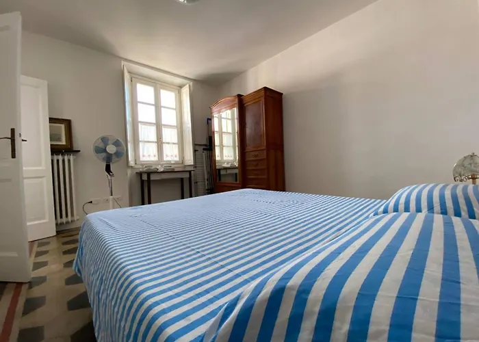 Apartment Firefly Bay Flat - Cozy A Few Steps From Maggiore